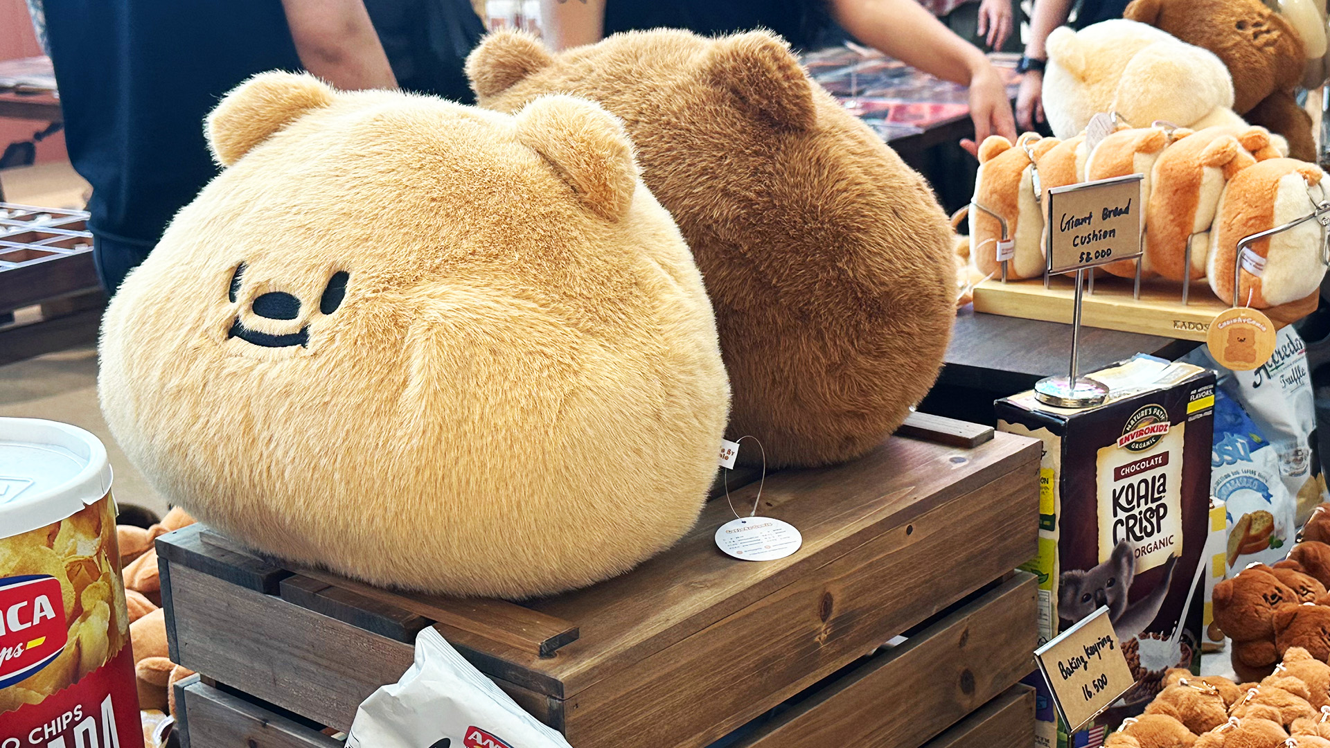 Bbang gomi Bakery Pop-up at Times Square Introducing Cakie by Gomi + If You’re Visiting Korea (Aug 19 – Sep 1)